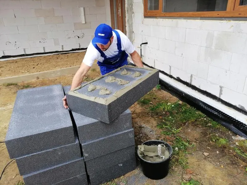 Klejenie styropianu do ścian wewnętrznych