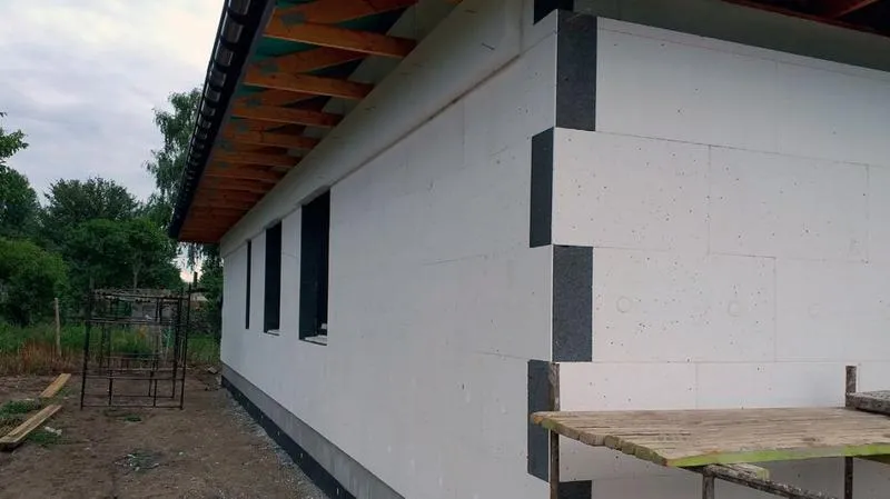 Porównanie wełny mineralnej i styropianu